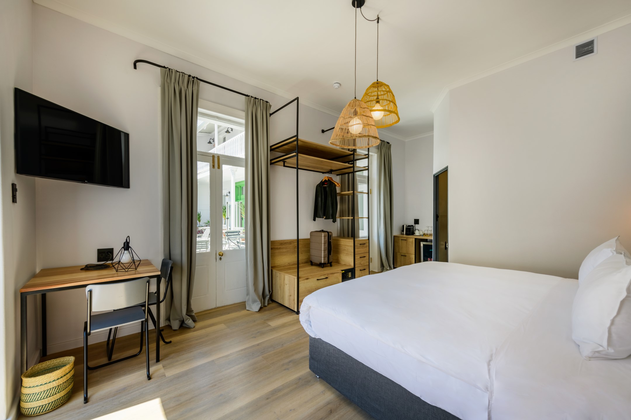 DSC8327-HDR_HR